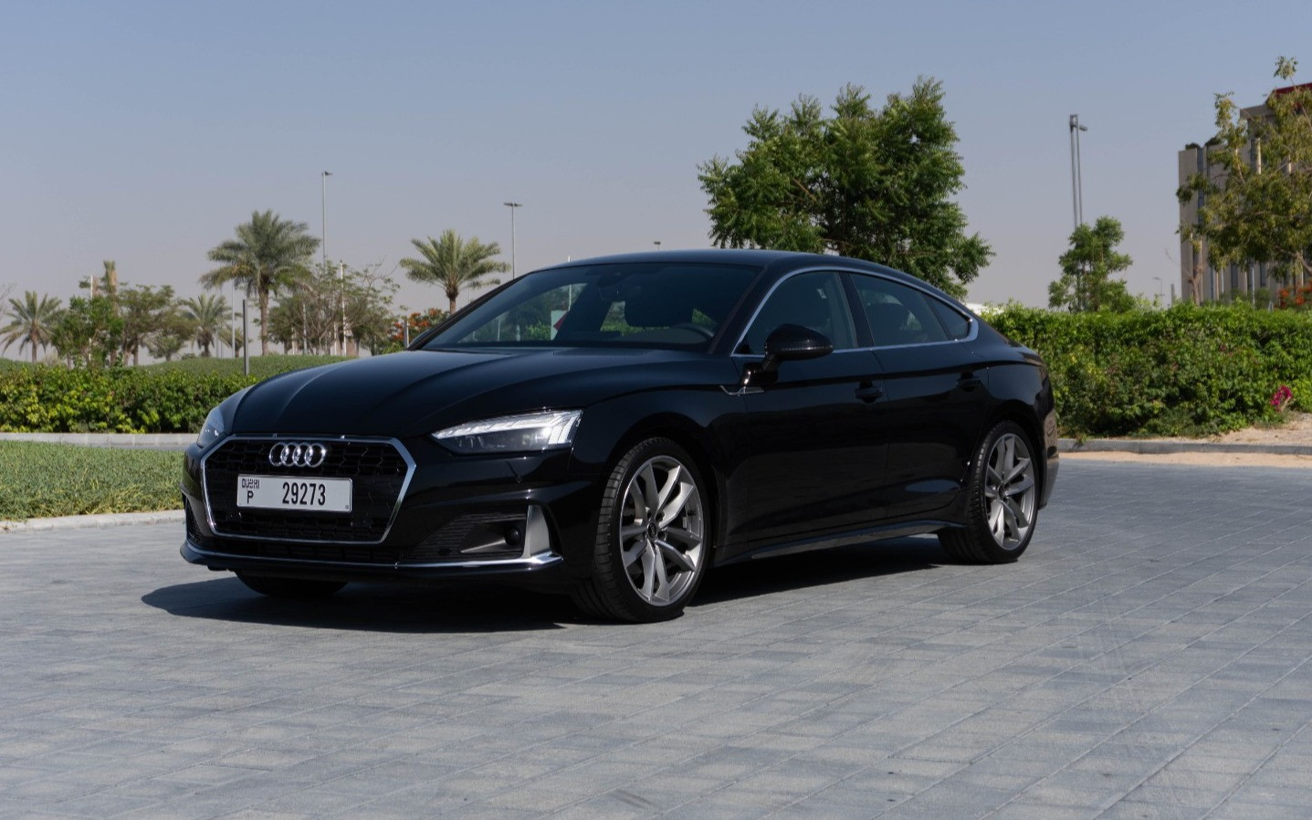 Step by Step Guide to Schedule an Audi Rental In Dubai